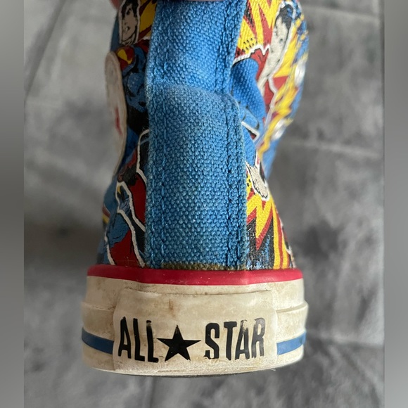 RARE Superman Converse Canvas Shoes - Picture 8 of 10